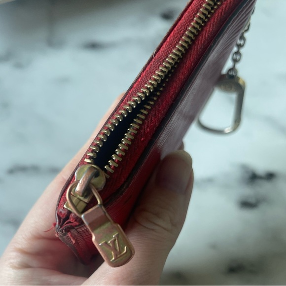 Louis Vuitton 💯 Authentic Red Epi Les Cles Leather Keychain Card Holder - Picture 7 of 9